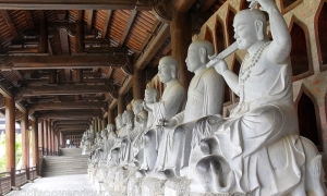 Bai Dinh Pagoda - Trang An 1 Day Tour