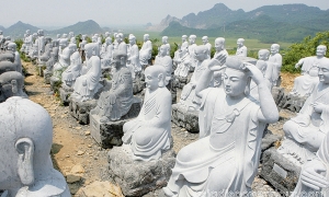 Bai Dinh Pagoda - Trang An 1 Day Tour
