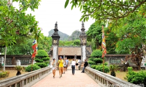Hoa Lu - Trang An - Unique 1 Day Tour