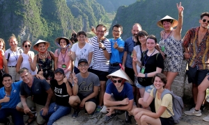 Bai Dinh Pagoda – Trang An – Mua Cave – Cuc Phuong National Park Private  2 Days 1 Night