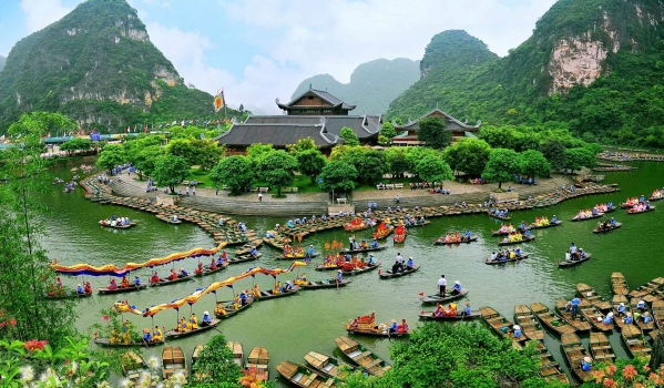 Bai Dinh Pagoda – Trang An – Cuc Phuong National Park Private 2 Days 1 Night